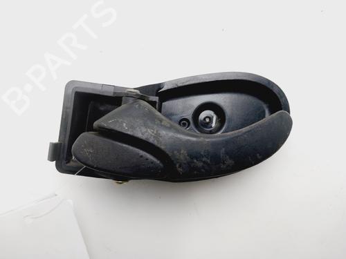 Maniglia interna anteriore sinistra FORD FOCUS I (DAW, DBW) 1.8 Turbo DI / TDDi (90 hp) 31351399