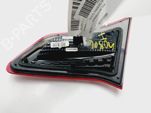 Farolim esquerdo da mala CITROËN C4 II (NC_) | BP32018127C79