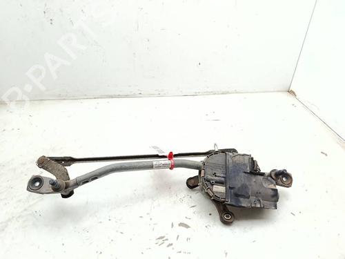Used Front wiper motor Front wiper motor VOLVO V40 Hatchback (525) D2 (114 hp) 39726223 39726223