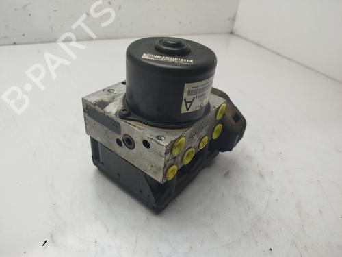 Używane Pompa ABS VOLVO S80 I (184) 2.5 TDI (140 hp) 32348431