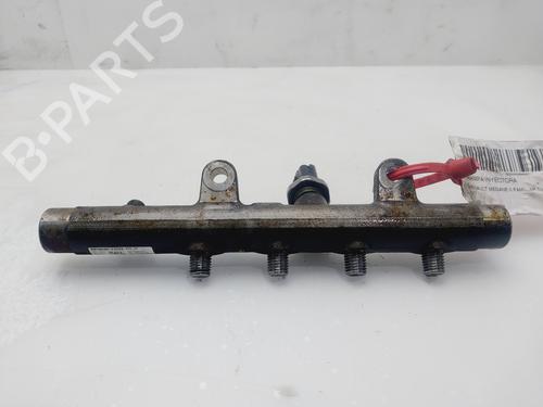 Used Injection rail RENAULT MEGANE II Estate (KM0/1_) 1.5 dCi (KM16, KM1E) (106 hp) 27221588