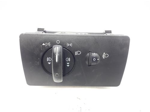 Used Headlight switch FORD MONDEO III Saloon (B4Y) 2.0 16V TDDi / TDCi (115 hp) 8619804