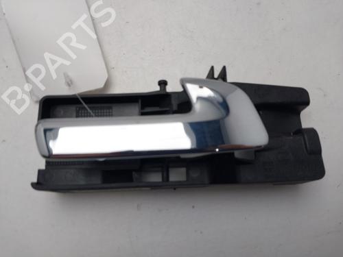 Used Rear right interior door handle Rear right interior door handle 38293975 38293975