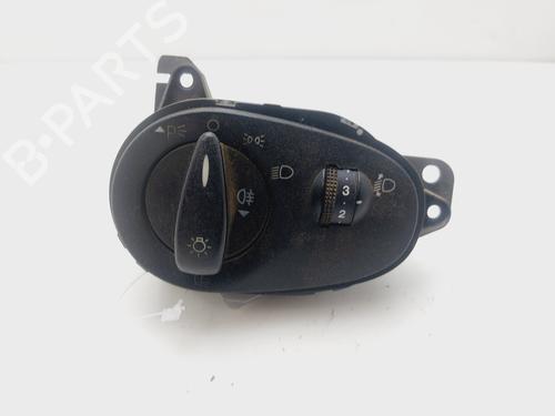 Used Headlight switch FORD FOCUS I (DAW, DBW) 1.8 Turbo DI / TDDi (90 hp) 28591541