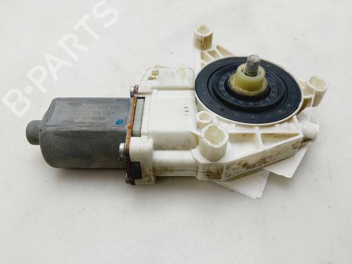 Right front window motor MERCEDES-BENZ M-CLASS (W164) ML 320 CDI 4-matic (164.122) | BP26705591E20 
