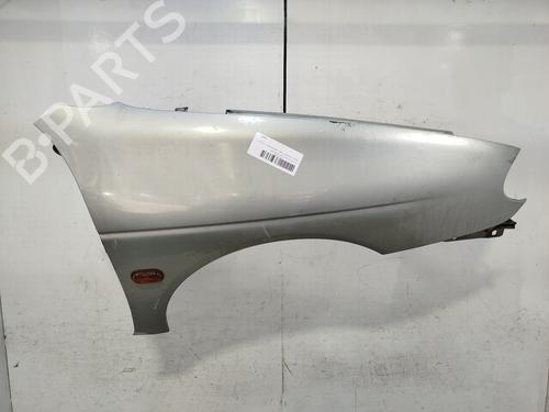 Used Right front fenders Right front fenders 38049625 38049625