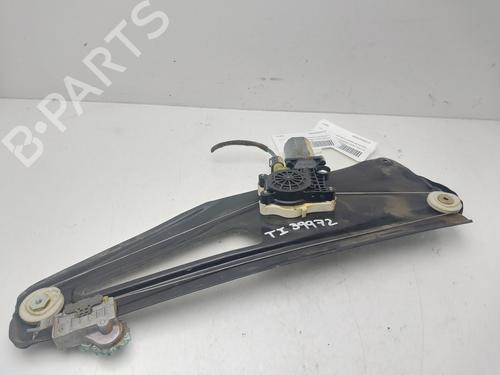 Used Rear left window mechanism LAND ROVER RANGE ROVER III (L322) 3.0 D 4x4 (177 hp) 31723230