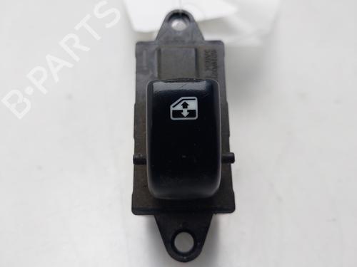 Venstre bagtil elrude kontakt Venstre bagtil elrude kontakt CHEVROLET REZZO MPV (U100) 1.6 (107 hp) 33238882 33238882