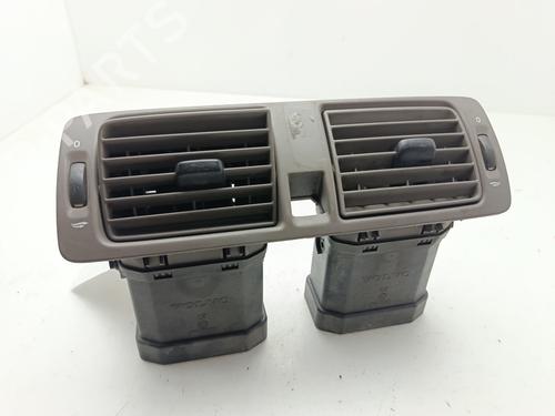 Luftventilen VOLVO V50 (545) 2.0 D (136 hp) 28089126