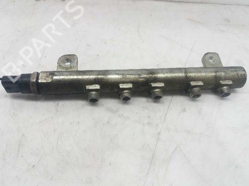 Used Injection rail FIAT STILO Multi Wagon (192_) 1.9 JTD (115 hp) 2895160