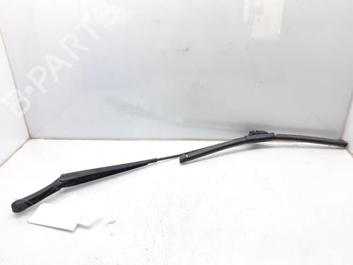 Used Front windshield wiper arm SKODA OCTAVIA II (1Z3) 1.6 TDI (105 hp) 7766099
