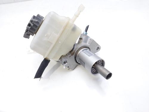 Brake master cylinder BMW X1 (E84) sDrive 18 d | BP13695422M77 