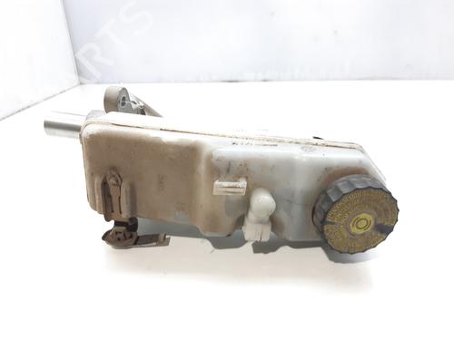 Used Brake master cylinder TOYOTA AVENSIS Estate (_T27_) 2.0 D-4D (ADT270_, ADT270R) (126 hp) 11105362
