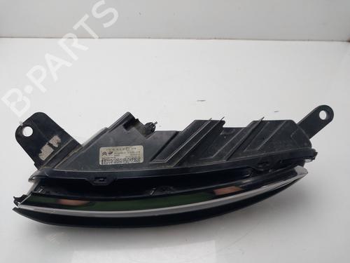 Right front indicator CITROËN C3 III (SX) 1.5 BlueHDi 100 (SXYHYP, SXYHTU) | BP32436606C33