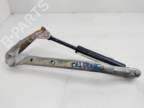 Used Hood lift support MERCEDES-BENZ M-CLASS (W163) ML 400 CDI (163.128) (250 hp) 18712993
