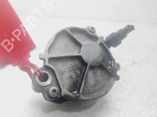 Used Vacuum pump FORD FIESTA V (JH_, JD_) 1.6 TDCi (90 hp) 29390524