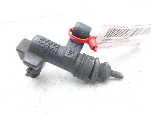 Used Clutch slave cylinder NISSAN ALMERA II (N16) 2.2 dCi (112 hp) 17187323
