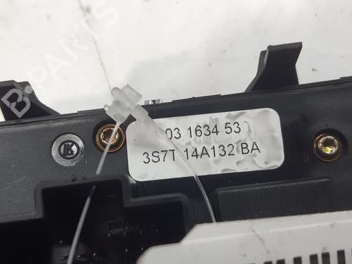 Left front window switch FORD MONDEO III Turnier (BWY) 2.5 V6 24V | BP11350083I27 