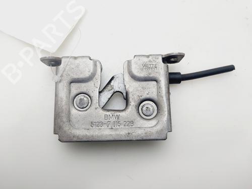 hood-lock-bmw-5-e60-2001-2002-2003-2004-2005-2006-2007-2008-2009-2010-32164546 main image