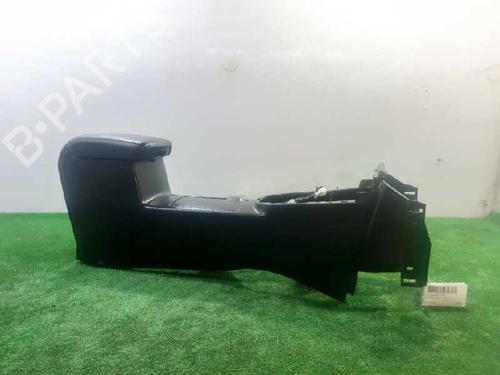 Used Armrest / Center console NISSAN X-TRAIL II (T31) 2.0 dCi 4x4 (150 hp) 7153310