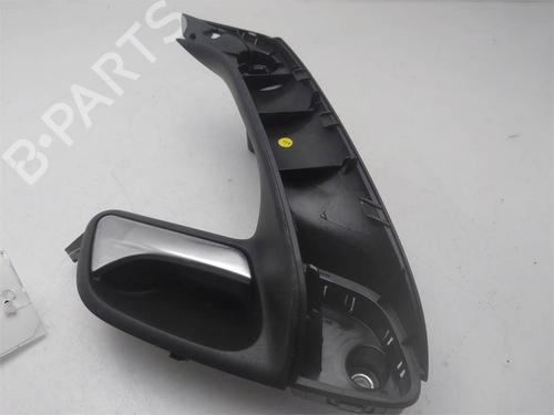 Used Rear right interior door handle Rear right interior door handle 38413194 38413194