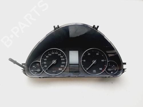 Used Instrument cluster MERCEDES-BENZ C-CLASS Coupe (CL203) C 220 CDI (203.708) (150 hp) 31140207