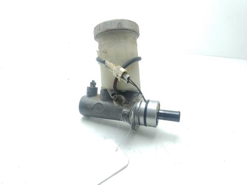 Used Brake master cylinder SUZUKI GRAND VITARA I (FT, HT) 2.0 HDI 110 16V 4x4 (SQ420D, TD83V) (109 hp) 26000410