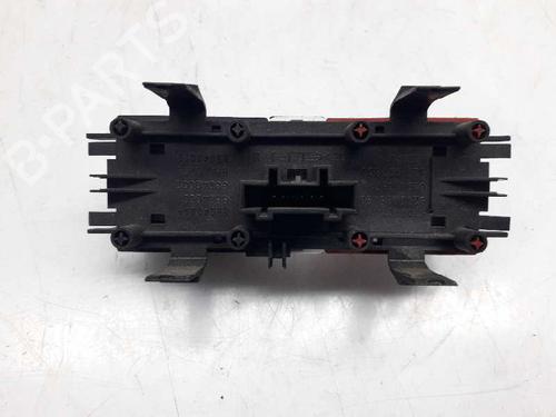 Warning switch RENAULT MEGANE II (BM0/1_, CM0/1_) 1.5 dCi (BM1E, CM1E) | BP12398277I22 