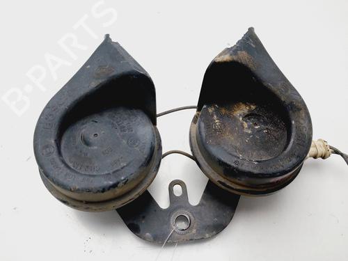 Used Horn RENAULT LAGUNA III (BT0/1) 2.0 dCi (BT07, BT0J, BT14, BT1A, BT1S) (131 hp) 31827124