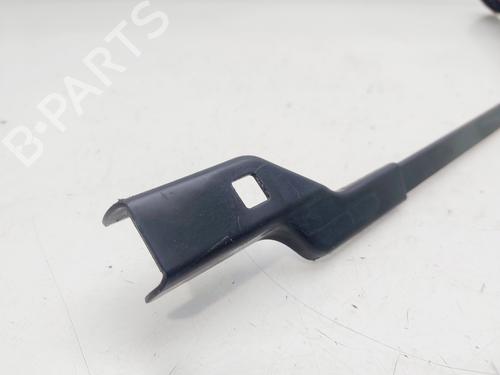 Front windshield wiper arm VOLVO V60 I (155) 2.4 D6 Plug in Hybrid AWD | BP29719740C143 