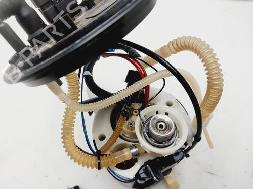 Fuel pump JAGUAR XF I (X250) 2.7 D | BP29810616M76