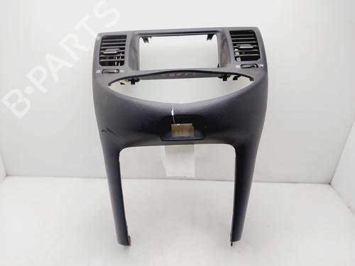 Used Middle console NISSAN PRIMERA (P12) [2002-2026]  31909193