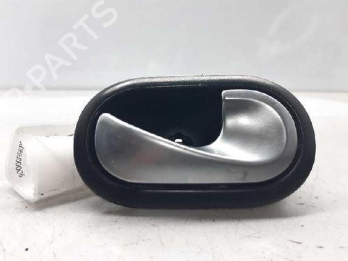 Used Rear right interior door handle RENAULT MEGANE II Saloon (LM0/1_) [2003-2025]  12400322