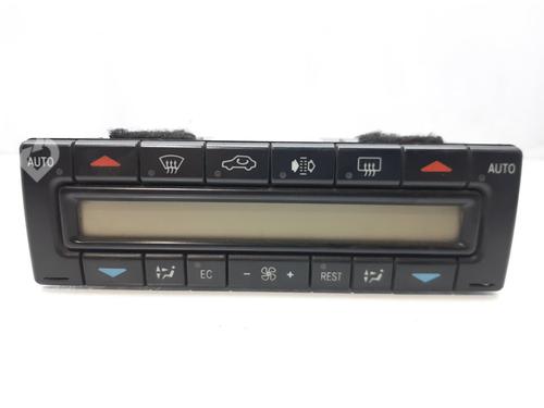 Used Climate control Climate control MERCEDES-BENZ E-CLASS (W210) E 290 Turbo-D (210.017) (129 hp) 11185229 11185229