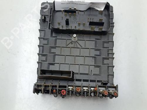 Fuse box SEAT LEON (1P1) 1.9 TDI | BP39881739E1 - Image 3