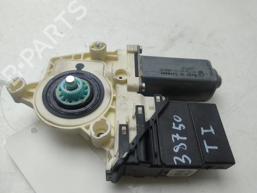 Portierruitmotor linksachter VW PASSAT B6 (3C2) [2005-2010]  27801036