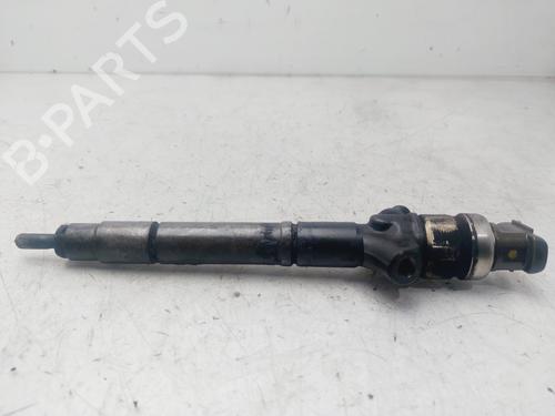 Spreder / Dyse TOYOTA AVENSIS Saloon (_T25_) 2.0 D-4D (ADT250_, ADT250R) (126 hp) 27703648