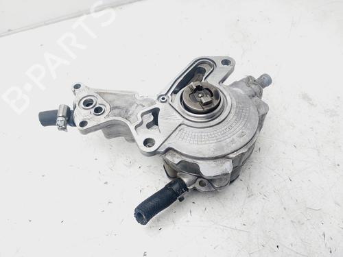 Used Vacuum pump VW GOLF IV (1J1) [1997-2008]  26694255