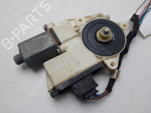 Right front window motor BMW X3 (E83) xDrive 20 d | BP38202821E20 - Image 4