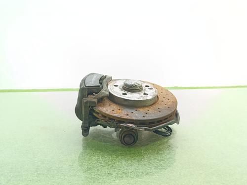 Used Left front steering knuckle MERCEDES-BENZ A-CLASS (W176) A 180 (176.042) (122 hp) 32192091