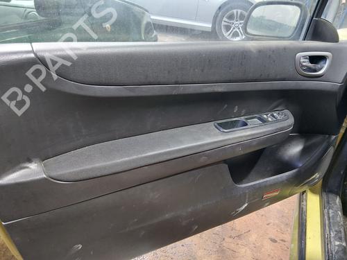 Left headlight PEUGEOT 307 (3A/C) 2.0 HDi 90 | BP31917090C28