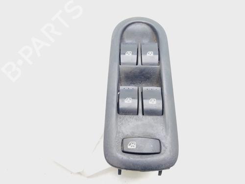 Used Left front window switch RENAULT SCÉNIC II (JM0/1_) 1.9 dCi (JM0G, JM12, JM1G, JM2C) (120 hp) 27635327