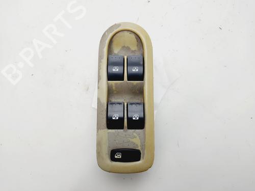 Interrupteur de vitre avant gauche RENAULT GRAND SCÉNIC II (JM0/1_) [2004-2009]  29565433