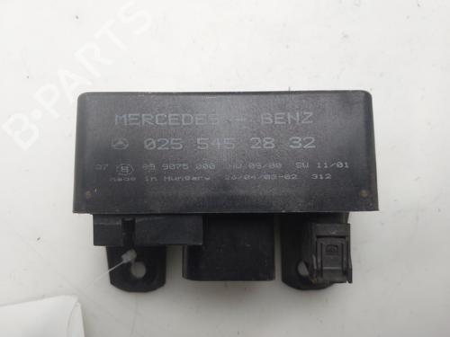 Used Electronic module Electronic module MERCEDES-BENZ C-CLASS (W203) C 220 CDI (203.006) (136 hp) 36409165 36409165