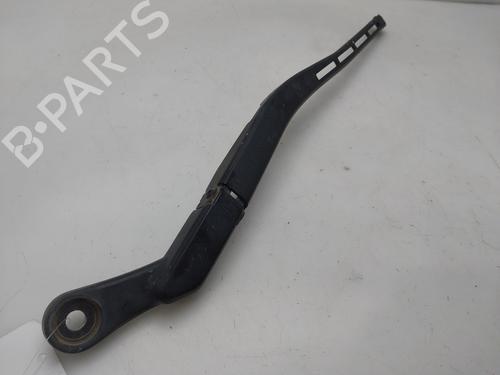 front-windshield-wiper-arm-audi-a4-b6-8e2-2000-2001-2002-2003-2004-2005-34138502 main image