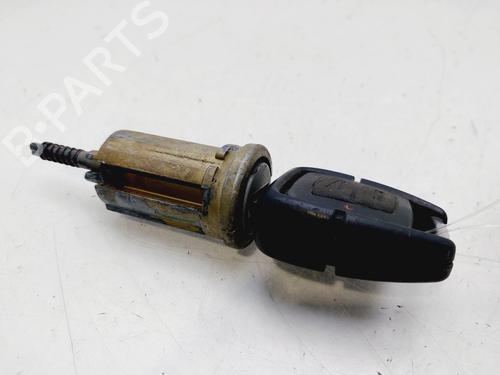 Used Ignition barrel OPEL ZAFIRA A MPV (T98) [1999-2006]  30612470