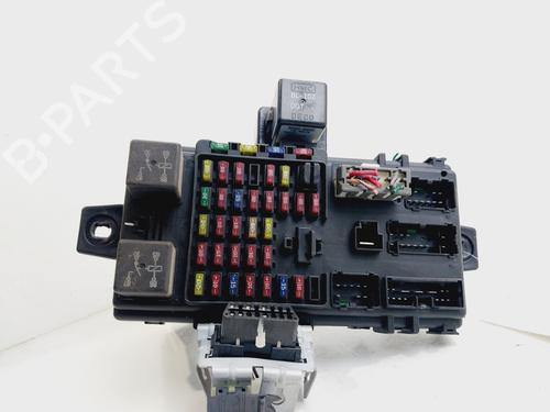 Fuse box HYUNDAI SANTA FÉ I (SM) 2.0 CRDi 4x4 | BP18945443E1 