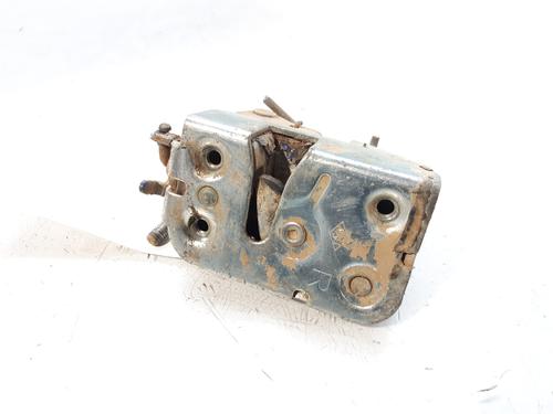 Rear right lock MITSUBISHI PAJERO I (L04_G, L14_G) 2.5 TD (L044G, L049G) MB365310 |