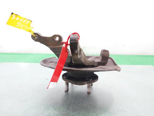 Left front steering knuckle MITSUBISHI CARISMA (DA_) 1.9 TD (DA4A) | BP12471172M25 
