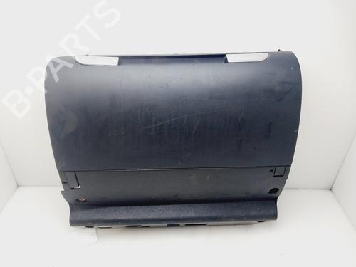 Boîte à gants AUDI A3 (8P1) 1.6 FSI (115 hp) 31902327